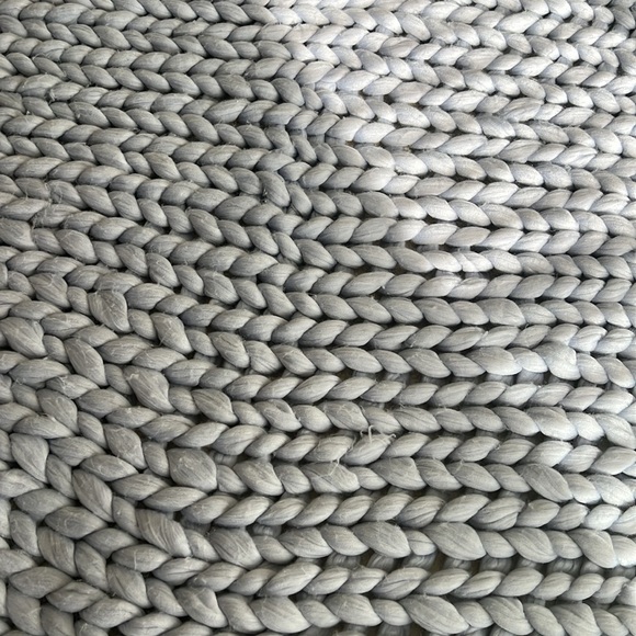 Beautiful gray blue chunky knitted blanket handmade - Picture 6 of 9